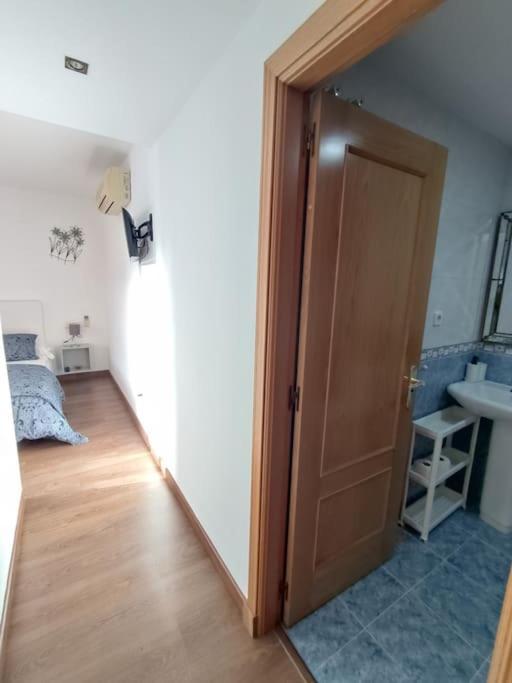 Ayala Beach Apartment Malaga Ngoại thất bức ảnh