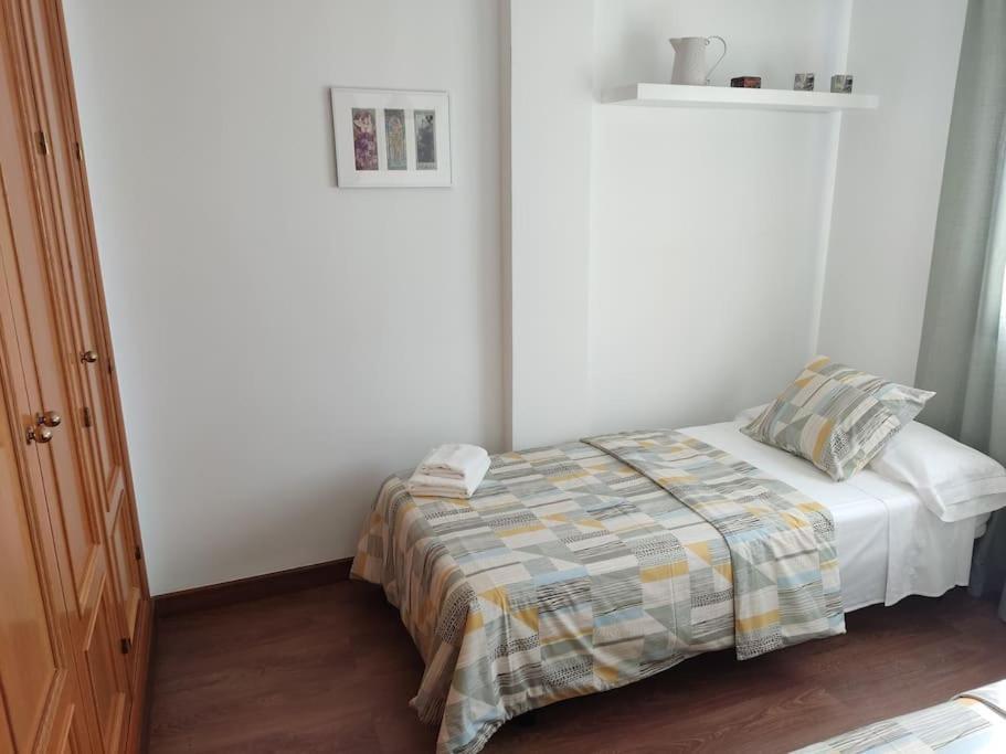 Ayala Beach Apartment Malaga Ngoại thất bức ảnh