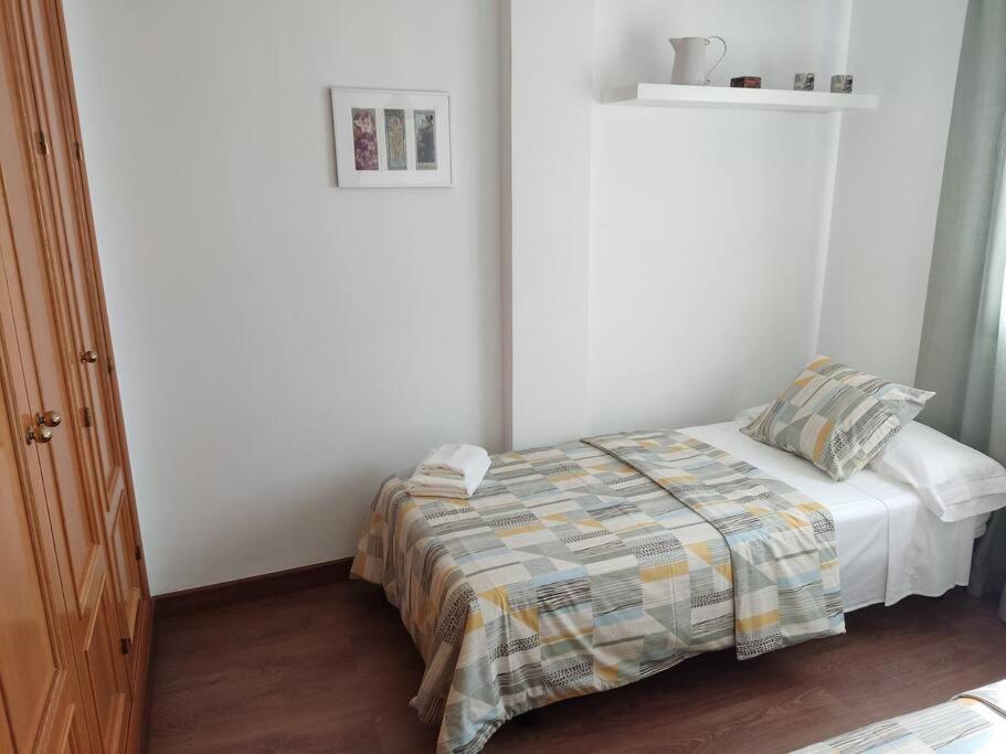 Ayala Beach Apartment Malaga Ngoại thất bức ảnh