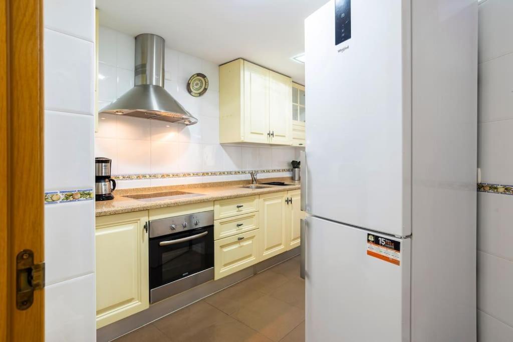 Ayala Beach Apartment Malaga Ngoại thất bức ảnh