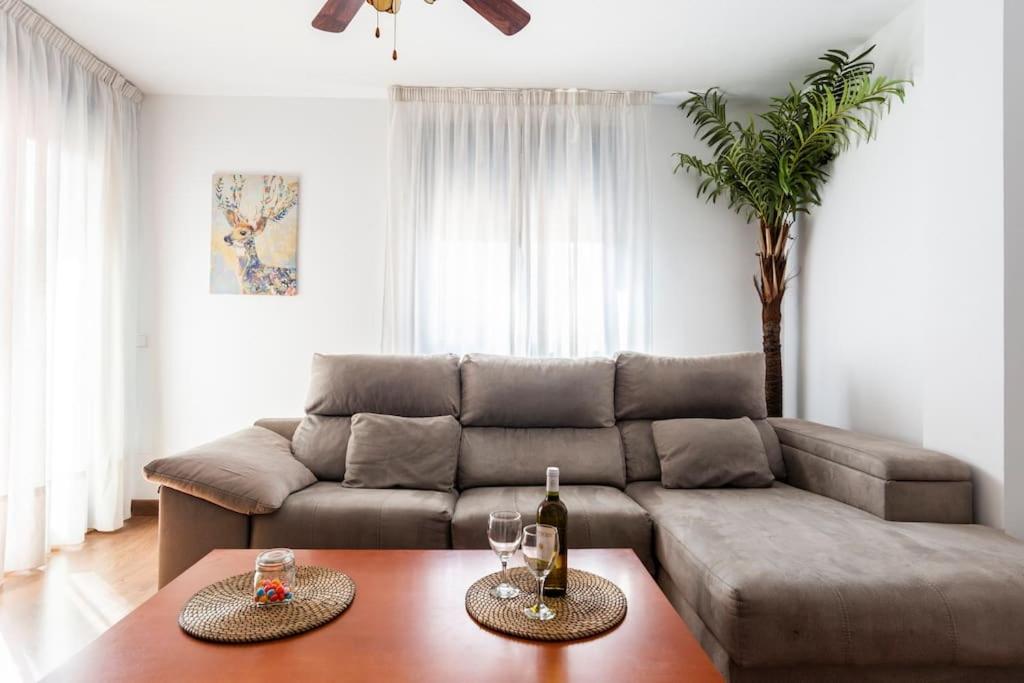 Ayala Beach Apartment Malaga Ngoại thất bức ảnh
